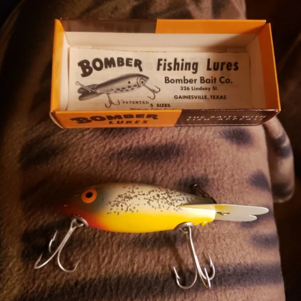 Vintage Wooden Bomber Fishing lure #670 New in the box